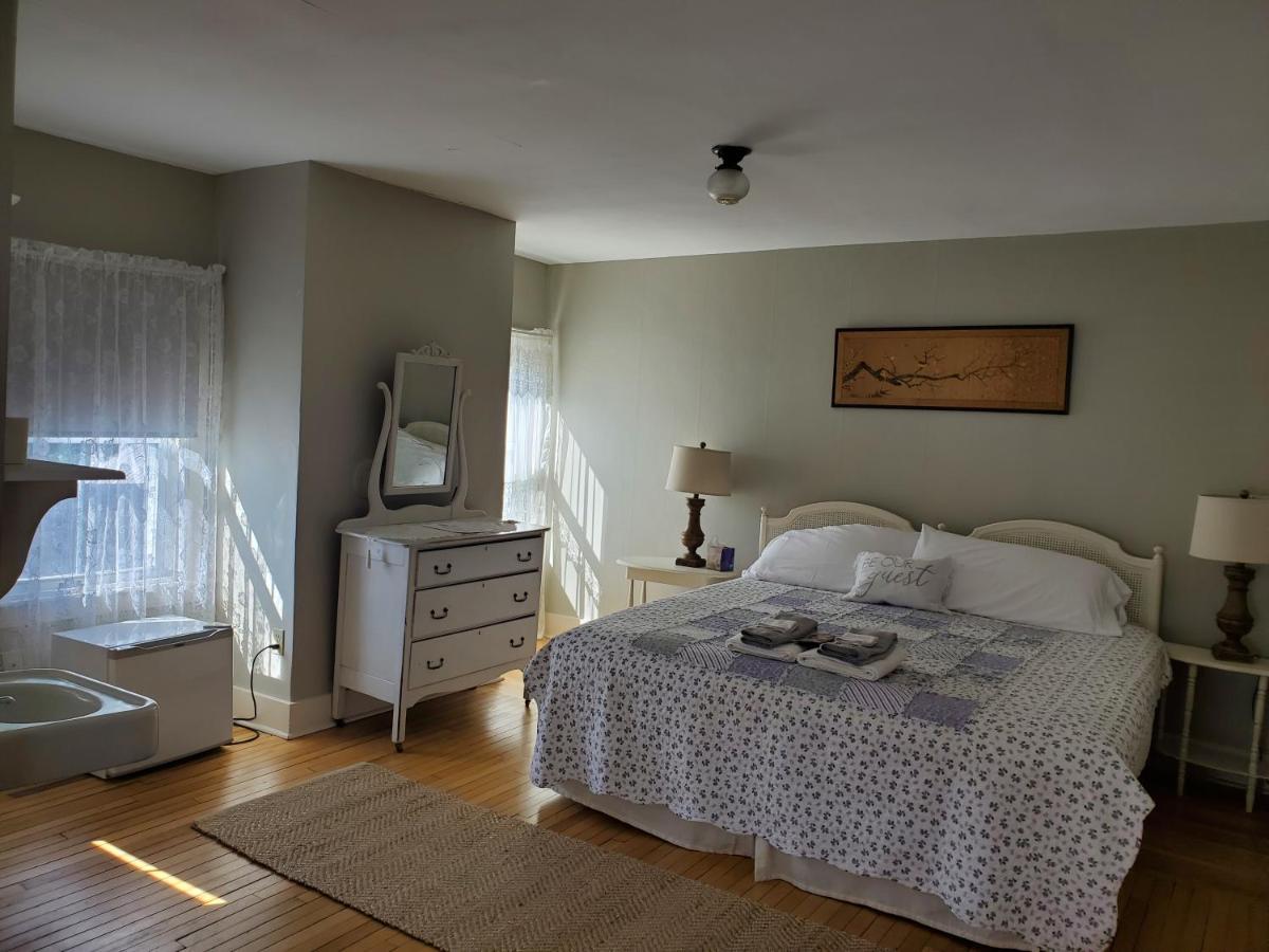 The Cornish Inn Bagian luar foto