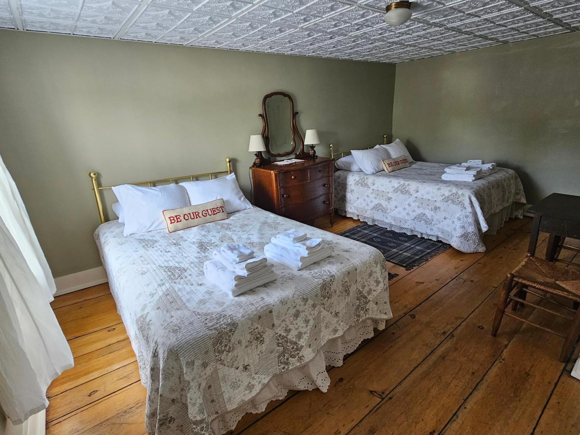 The Cornish Inn Bagian luar foto