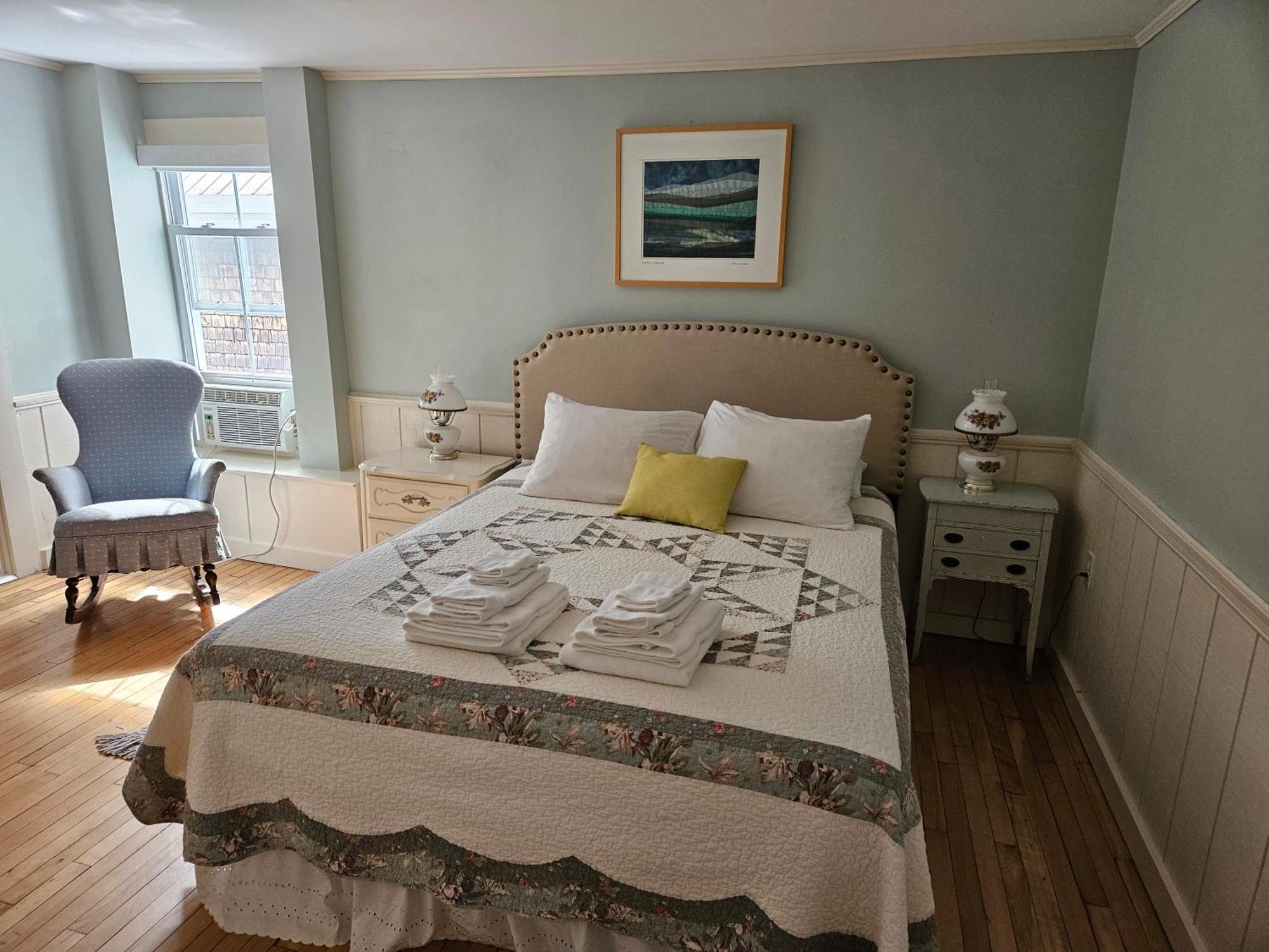 The Cornish Inn Bagian luar foto